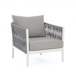 Thumbnail of http://fauteuil%20blanc%20et%20gris