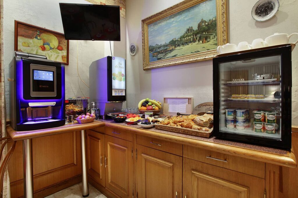 PARTIES-COMMUNES-SALLE-PETIT-DEJEUNER