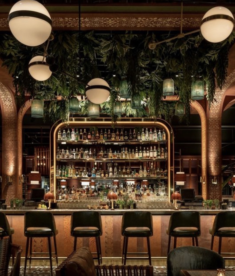 bar-restaurant-decoration